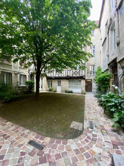 Sublime Appartement Typique Hypercentre Caen Eksteriør bilde